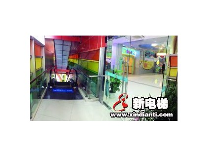 南京扶梯急停按鈕或失靈 按急停按鈕卻沒(méi)停