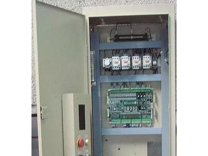 關(guān)于無機(jī)房緊急操作裝置觀察轎廂運(yùn)行狀態(tài)方式的理解