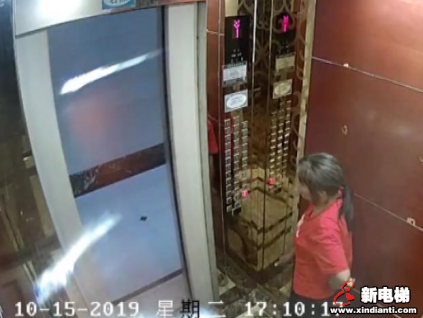 女子被困電梯按緊急按鈕無人應答：緊急報警裝置為何成了“擺設(shè)”？