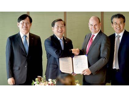 奧的斯電梯在韓國(guó)簽訂“包容性成長(zhǎng)與性別平等”自愿協(xié)議