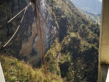 世界最長斜行電梯在鄂誕生！院長率6名檢驗(yàn)師實(shí)施安裝監(jiān)督檢驗(yàn)！