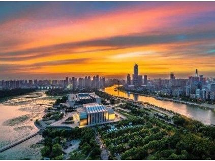 新電梯早新聞 5月21日，星期五，農(nóng)歷四月初十