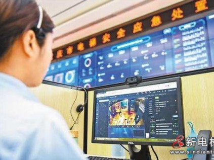 這臺電梯很“聰明”“聽”得懂呼救 “看”得到危險 “說”得出辦法