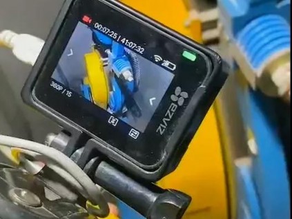 奇葩！物業(yè)送的禮物，電梯人帶著執(zhí)法記錄儀去維保！太難了！