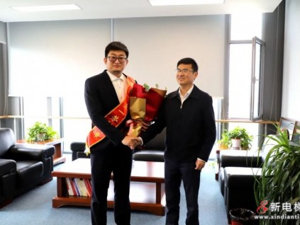 電梯行業(yè)罕見(jiàn)時(shí)刻：五一勞動(dòng)獎(jiǎng)?wù)隆⒓t色工匠雙獎(jiǎng)齊至，康力電梯總裁朱琳昊獲得吳江殊榮