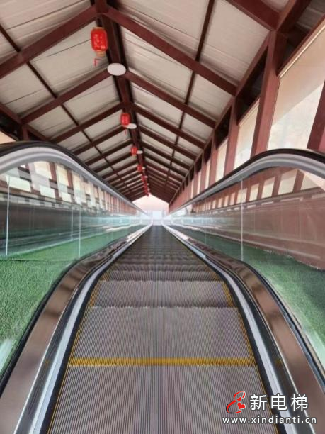 赤壁丹崖險(xiǎn)峻峰，康力電梯畫飛虹 | 蘭州水墨丹霞景區(qū)&ldquo;康力&rdquo;超級(jí)室外扶梯(圖3)