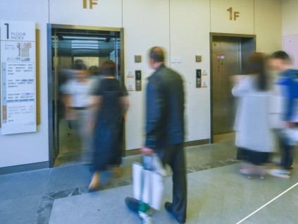 提供醫(yī)療便捷 保障乘運暢行 | 巨龍電梯南潯區(qū)中醫(yī)院項目