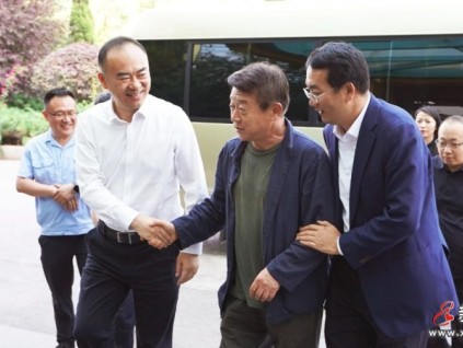 政企攜手 共促繁榮 | 政府領(lǐng)導(dǎo)深入企業(yè)調(diào)研，助力遠(yuǎn)大開(kāi)啟新征程