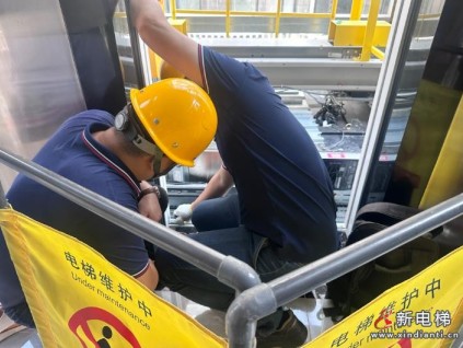 湖南岳陽開展電梯維保檢驗應(yīng)急救援工作演練