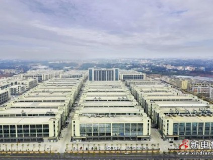 載重12噸！為贛州現(xiàn)代家具產業(yè)搭建高效通道