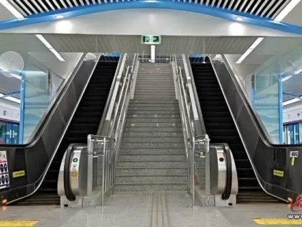 康力電梯與成都地鐵項(xiàng)目簽署部分線路運(yùn)維服務(wù)合同 暫定總價(jià)為7.51億元