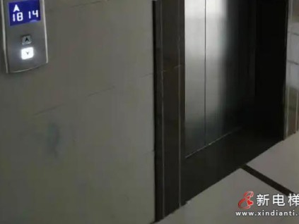 貴陽一小區(qū)兒童多次阻擋電梯關(guān)門被困20分鐘 導(dǎo)致電梯通訊板故障