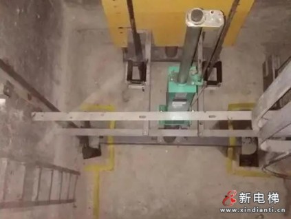 電梯維保衛(wèi)生不達(dá)標(biāo)：內(nèi)部處罰 全員高度重視！