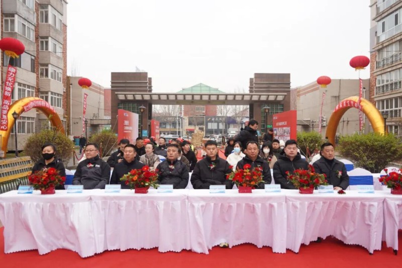 康力電梯-營口市站前區(qū)老舊小區(qū)電梯更新項目榮耀開工